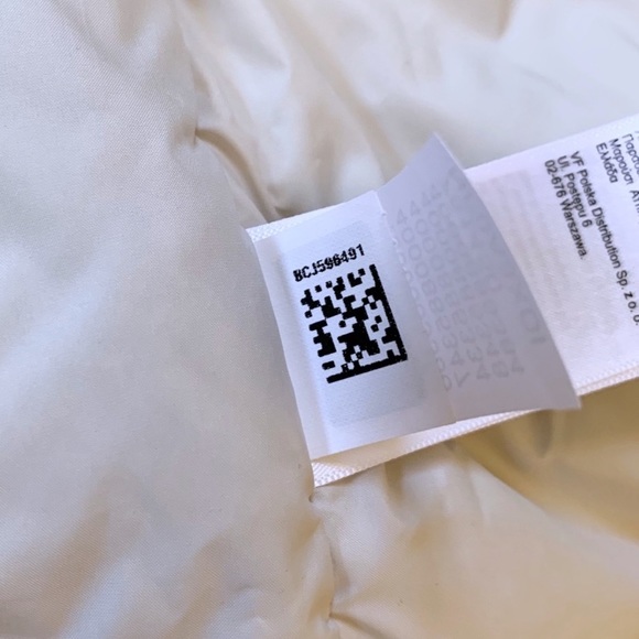 The North Face Reign On Down Waterproof Parka - Picture 8 of 8